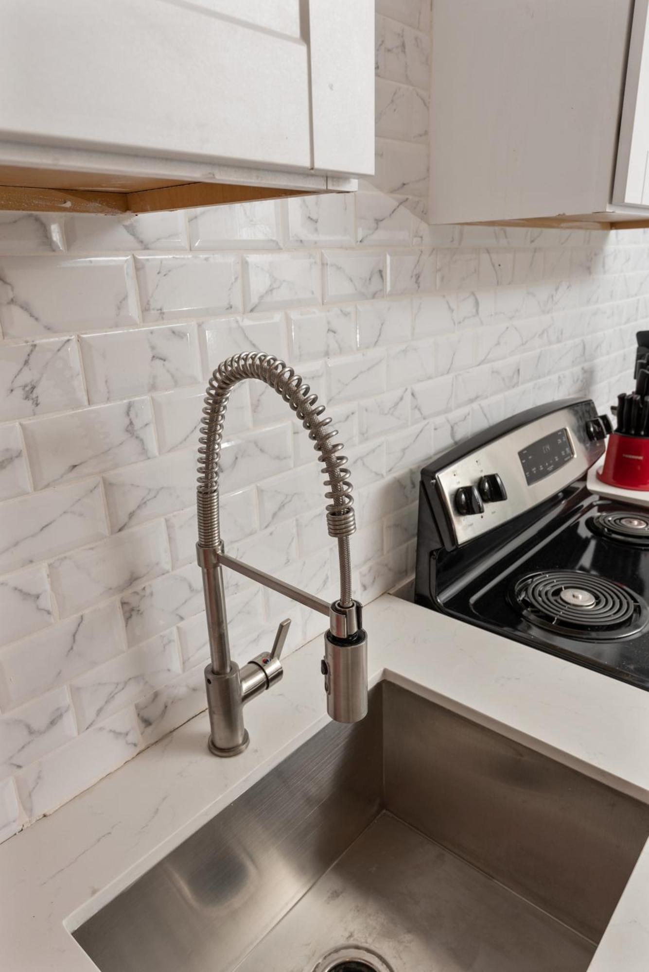 Urban Retreat 1Br With Free Park Apartment Houston Bagian luar foto